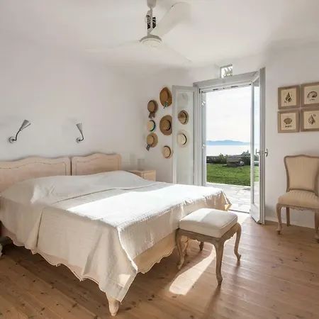 Evita's Villas-tinos 빌라 *